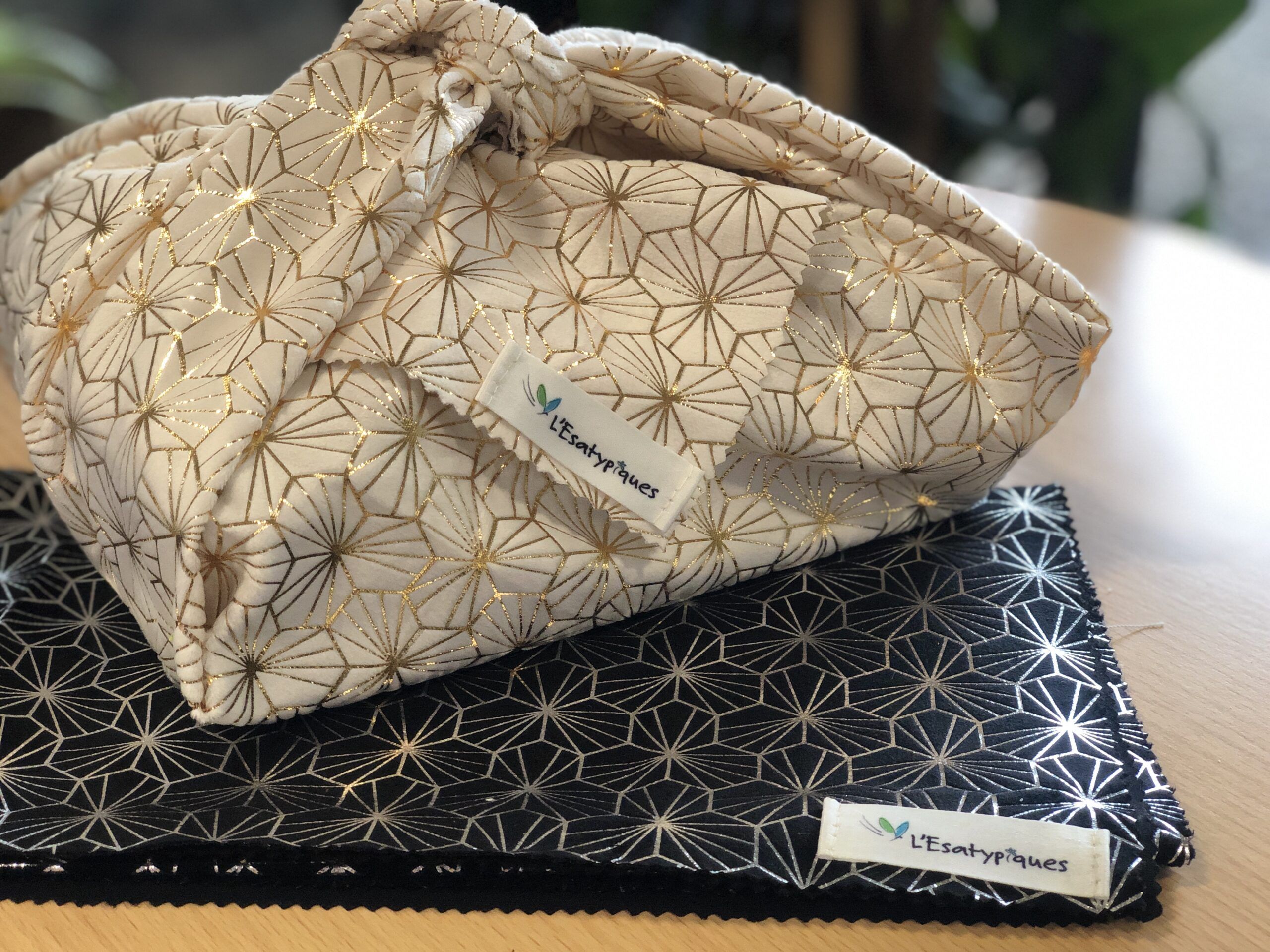 Furoshiki (emballage cadeau en tissus réutilisable) – L'Esatypiques